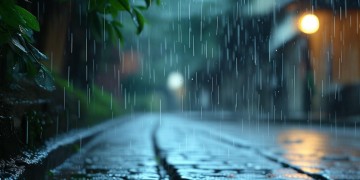 下个月的小雨究竟是哪首歌？